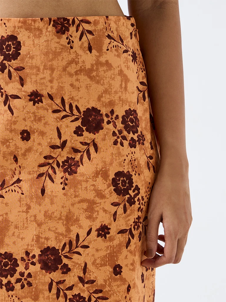 Bombay Paisley Orange Floral Pattern High-Rise Skirt