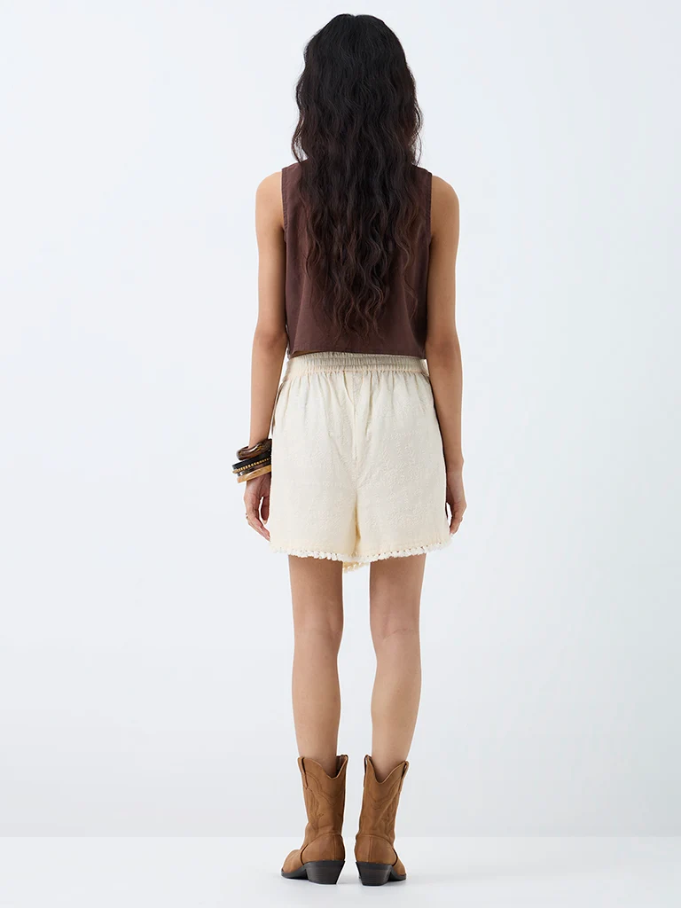 Bombay Paisley Off-White Wrap-Style Cotton Skorts