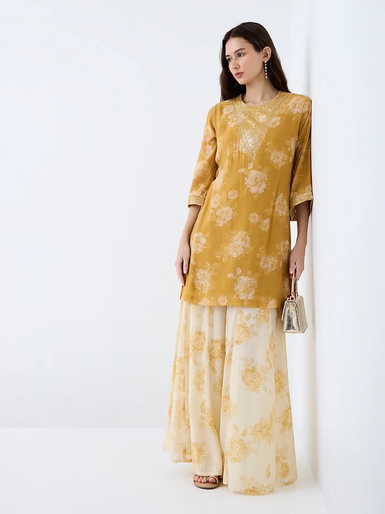 Utsa Mustard Floral Printed Kurta