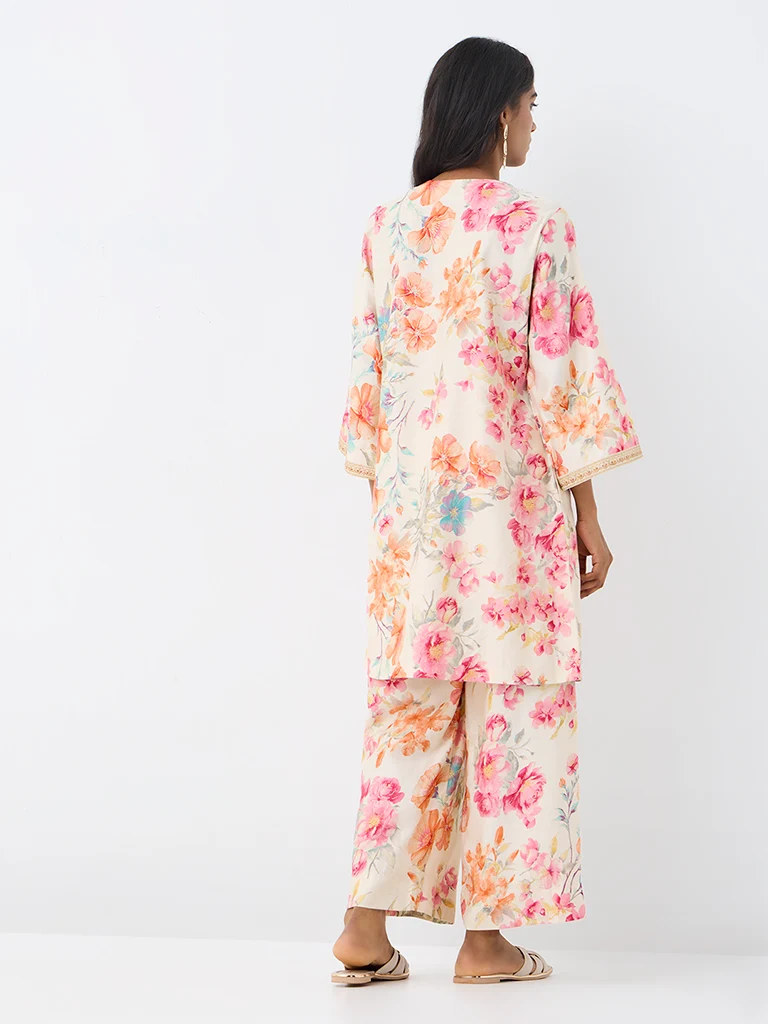 Utsa Off-White Floral Printed Cotton A-Line Kurta
