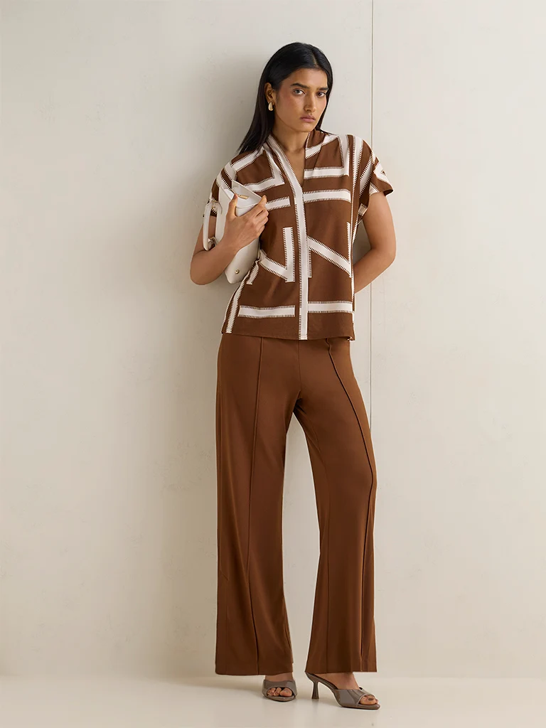 Wardrobe Brown Solid High-Rise Trousers