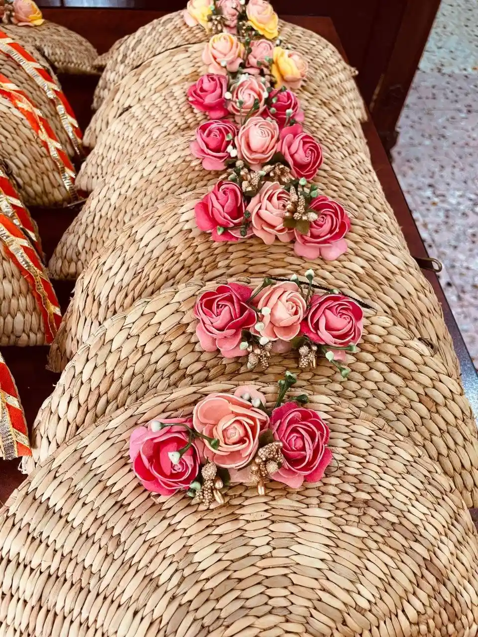 Sabai Grass Clutch