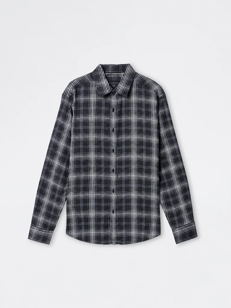 Casuals Black Checkered Relaxed-Fit Shirt