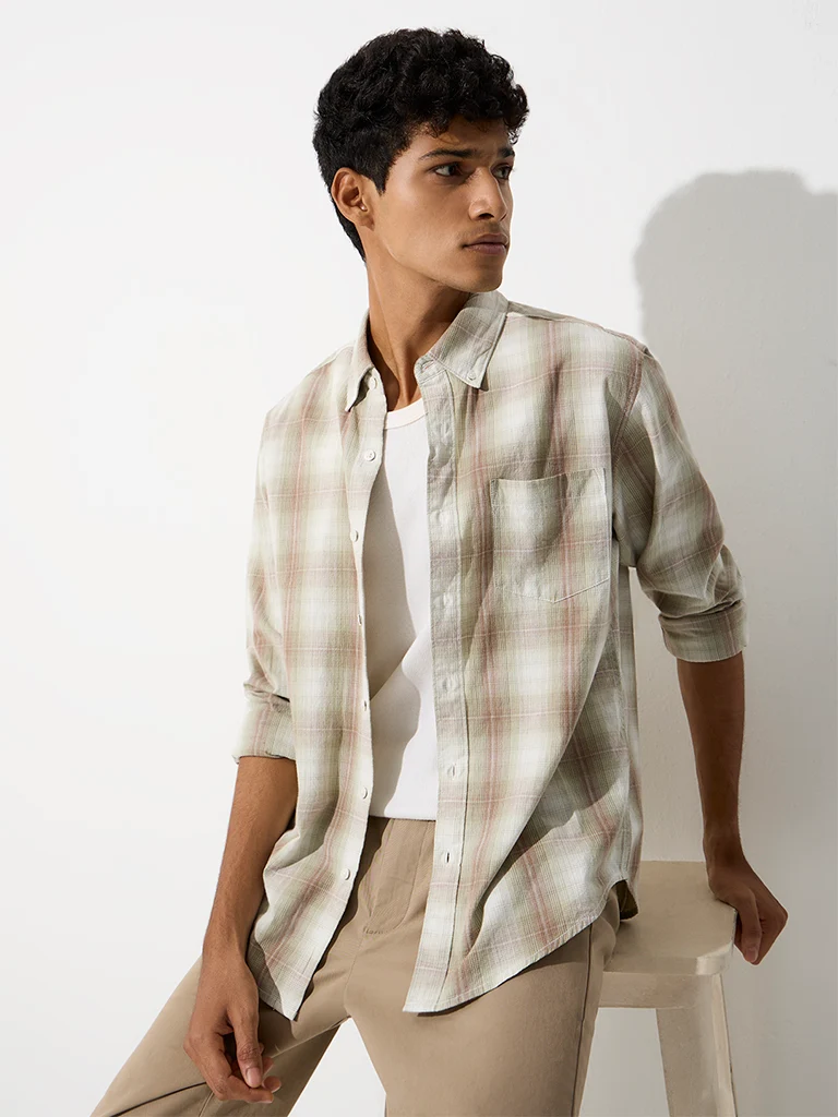 Casuals Green Checkered Relaxed-Fit Cotton Shirt