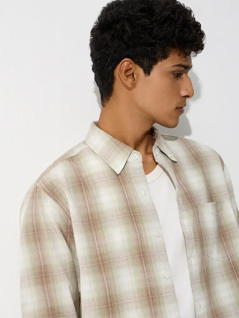 Casuals Green Checkered Relaxed-Fit Cotton Shirt