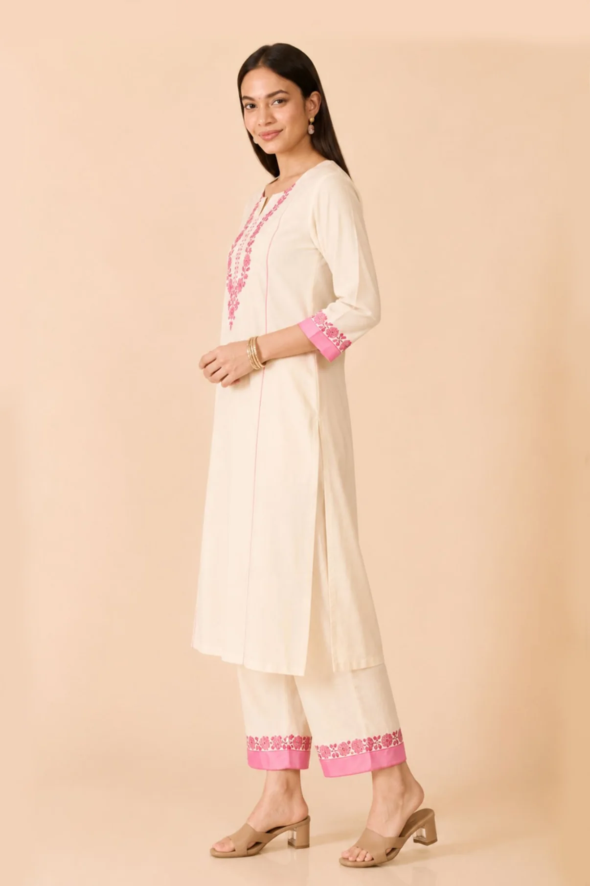 Off White Floral Embroidered Chandheri Kurta Pant Set