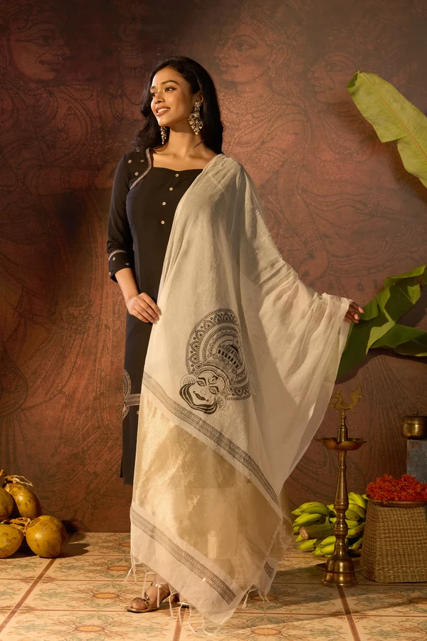 Kathakali Printed Black & Off White Onam Kurtaset