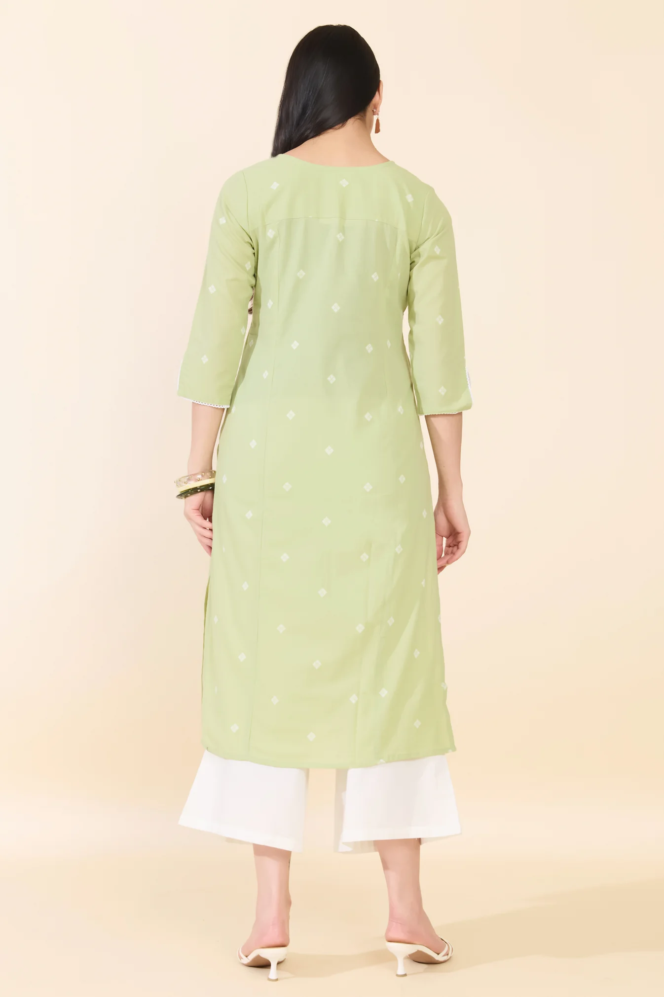 Green Dobby Embroidered Cotton Kurta