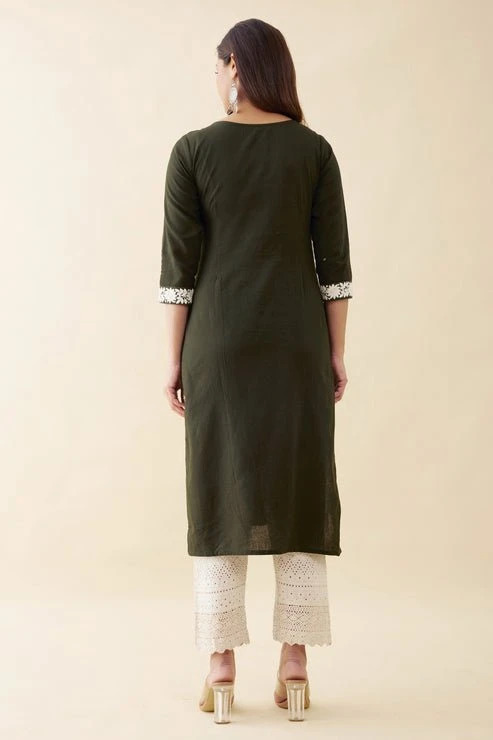 Monochrome Floral Embroidered Kurta - Green