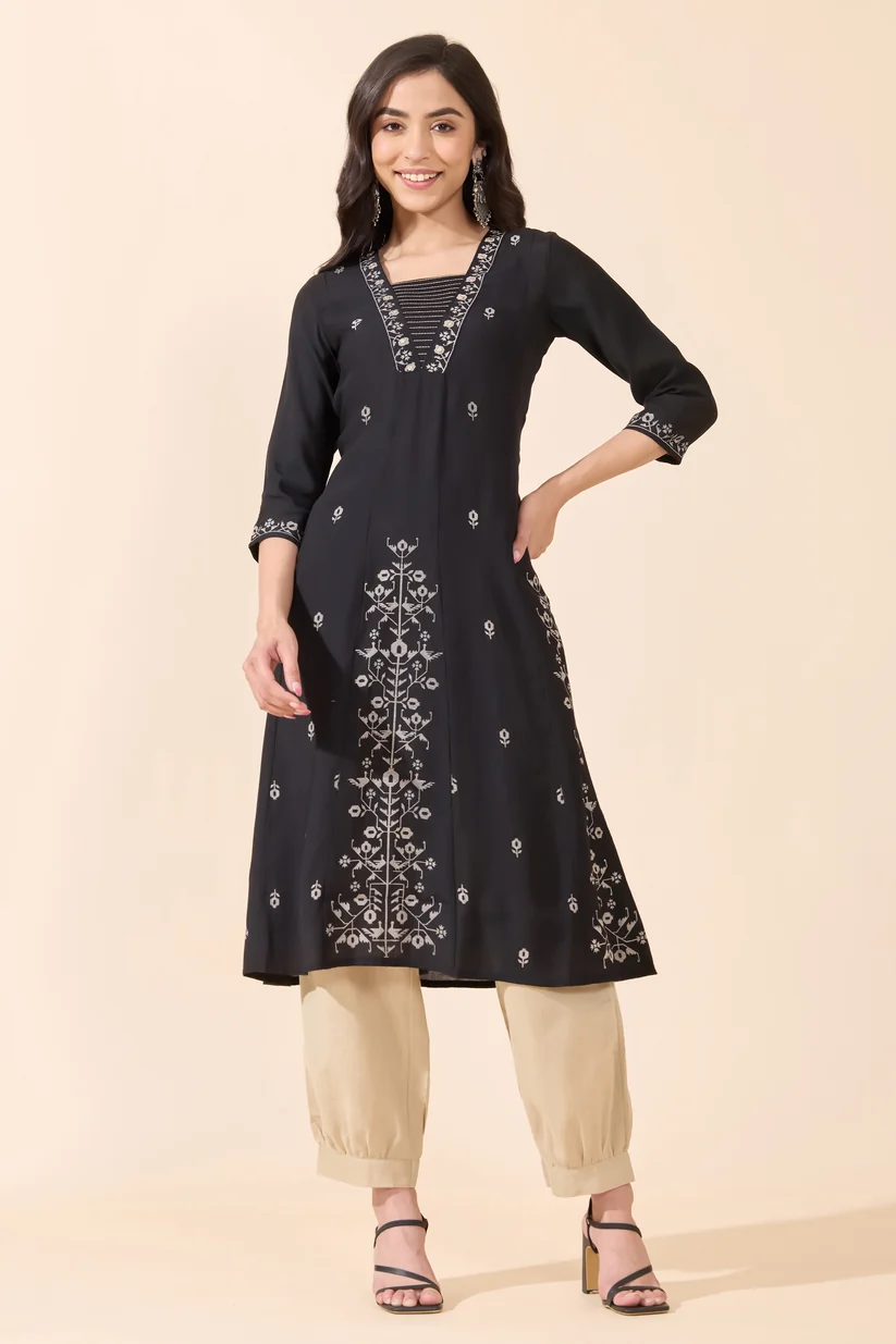 Black Jamdhani Floral Inspired Printed Paneled Kurta
