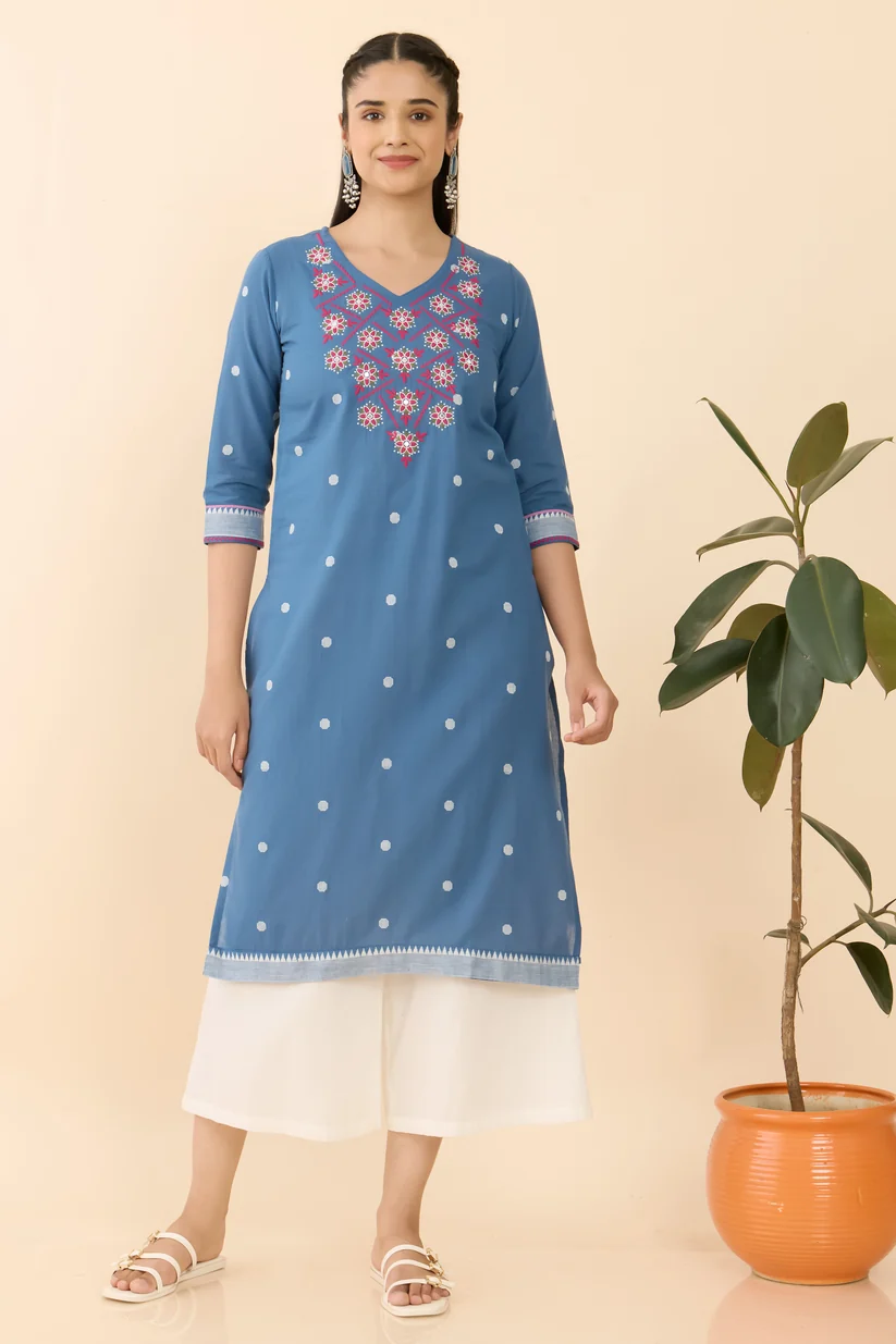 Blue Floral Embroidered Straight Cut Kurta