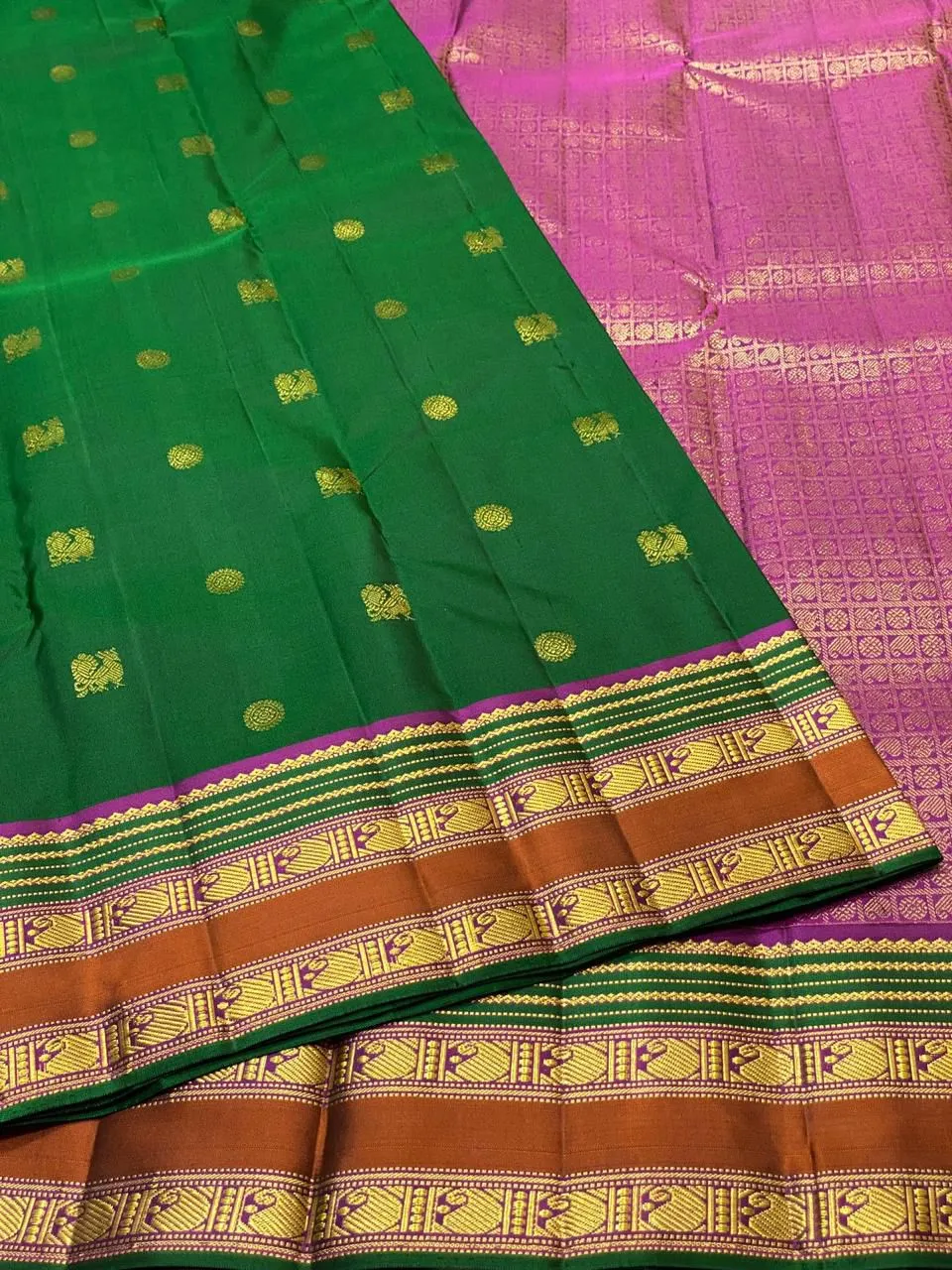 Pure Kanchipuram Bridal Silk – 2 Gram Zari Contrast Border Saree