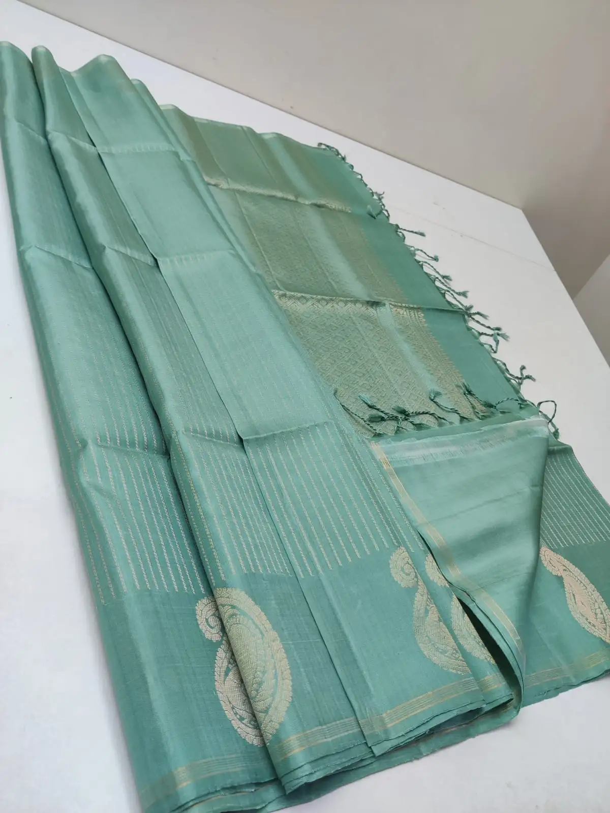 Kanchi Paisley Rekha Soft Silk Saree