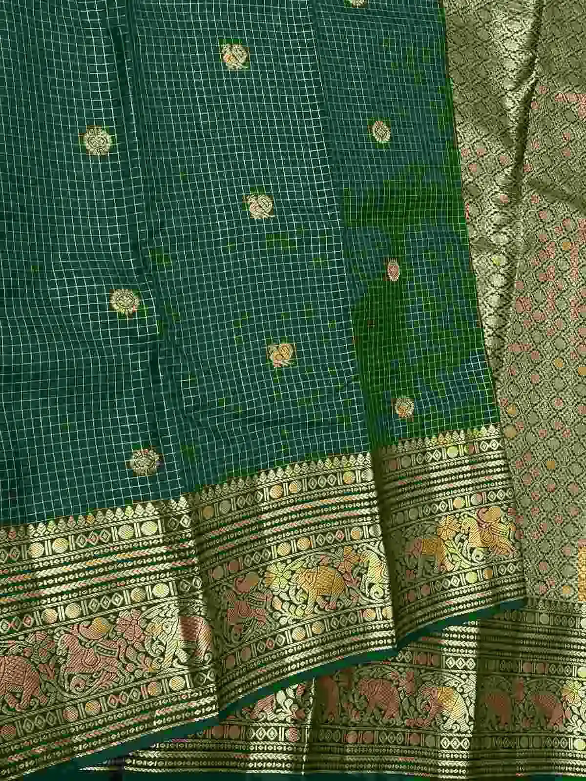 Emerald Vaira Oosi Checks Zari Kanchipuram Handloom Silk Saree