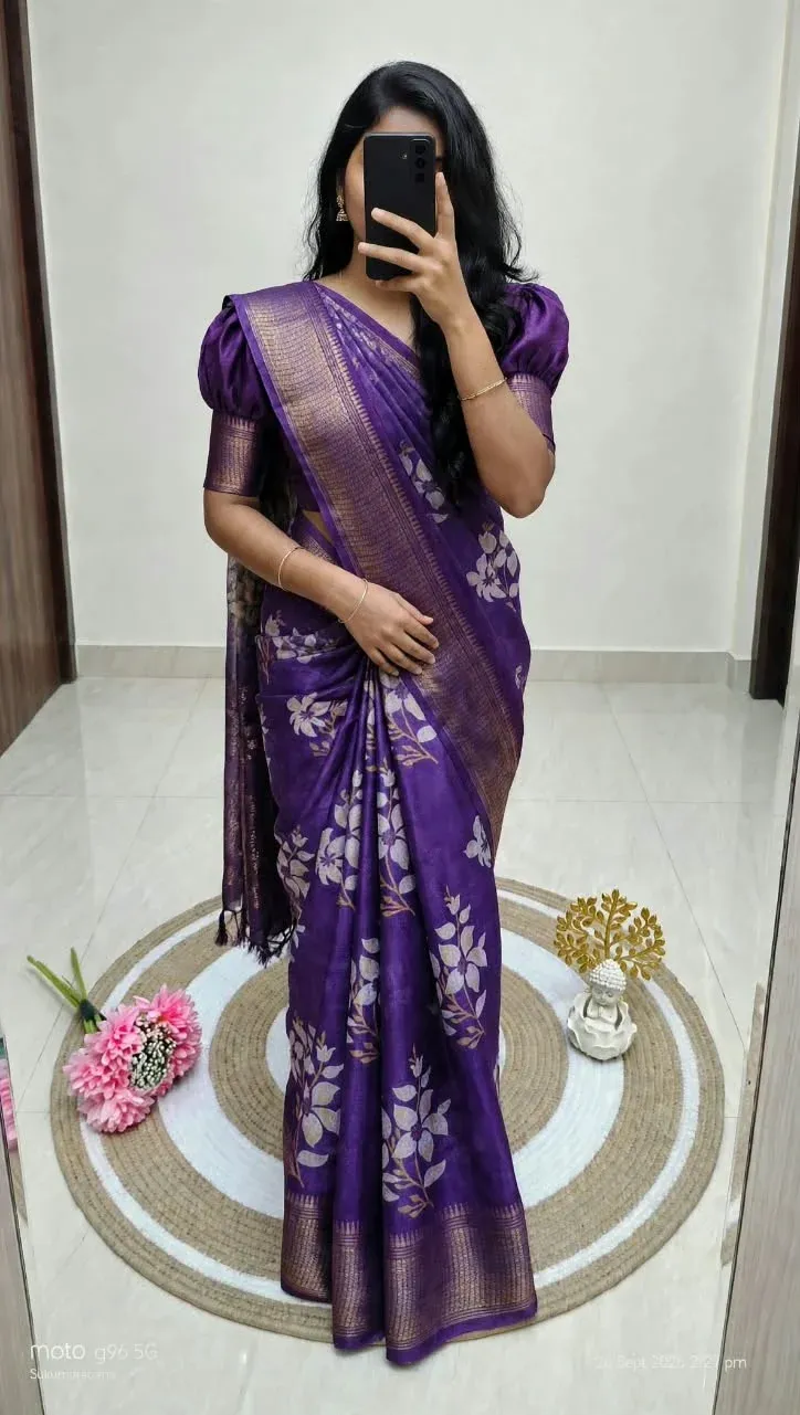 Kalamkari Floral Leaf Design Dola Silk Saree