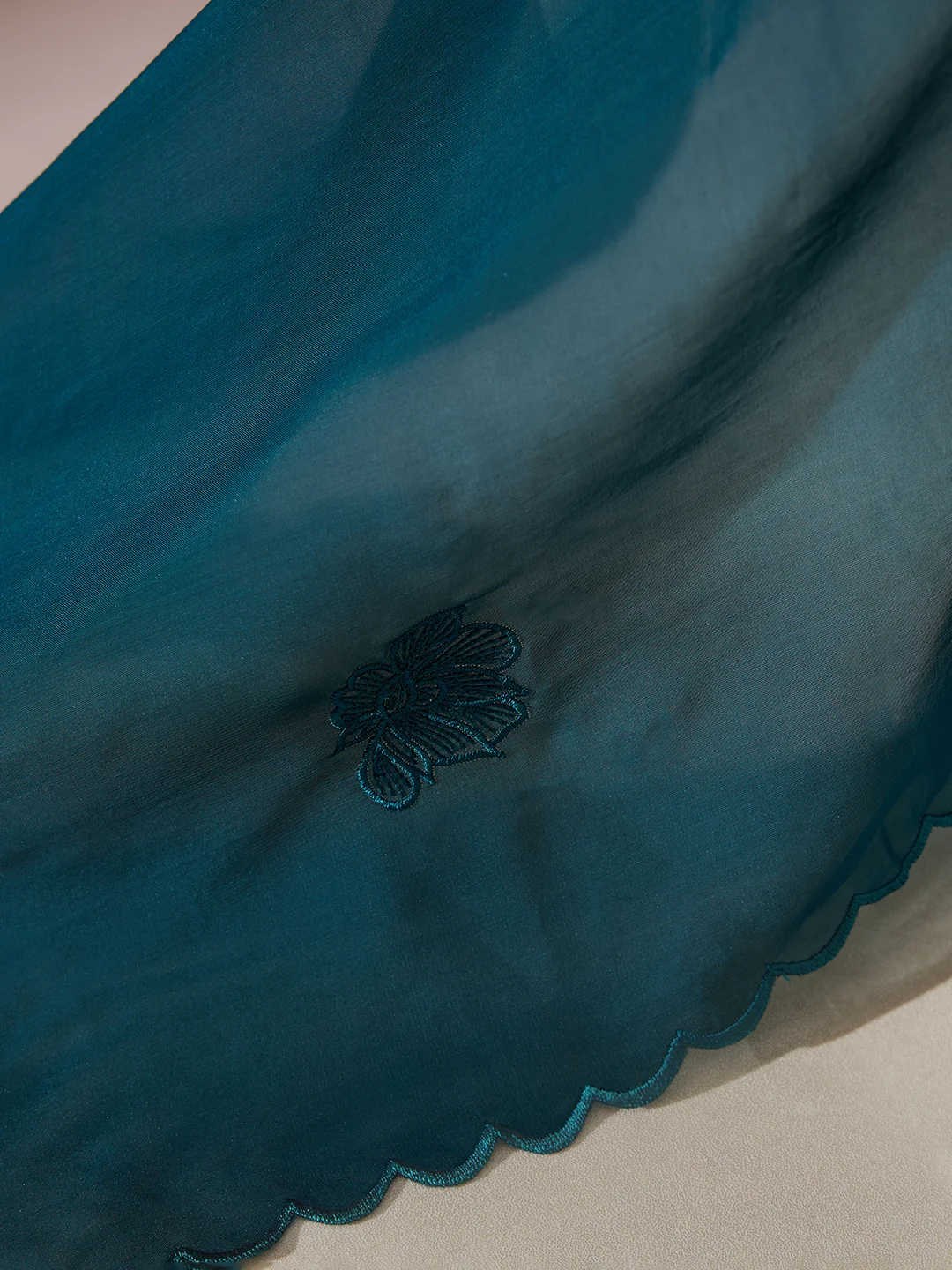 Samoh Embroidered Organza Dupatta with Tassels – Teal